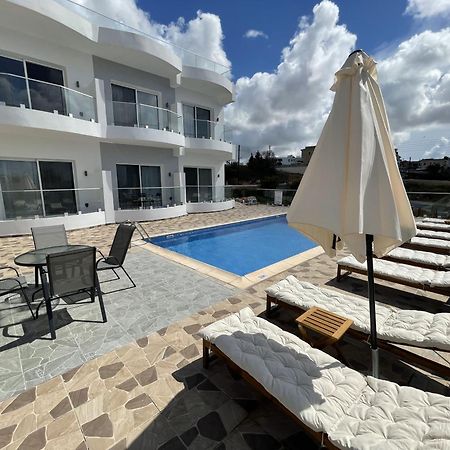 Arf Apartments - With Jacuzzi At The Complex Emba Buitenkant foto