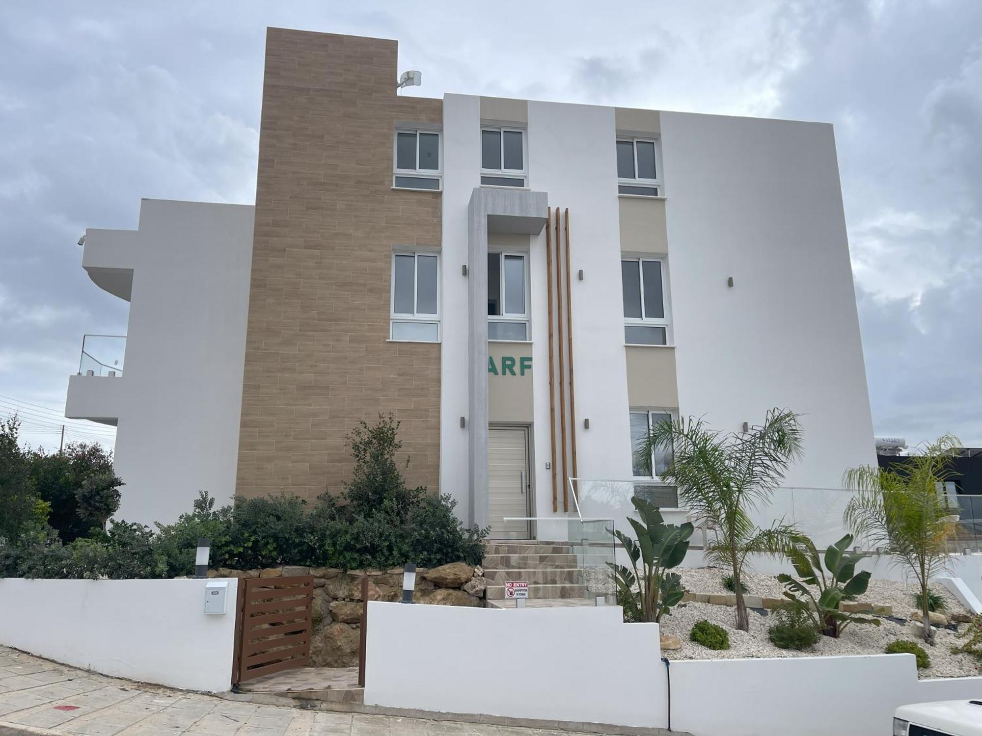 Arf Apartments - With Jacuzzi At The Complex Emba Buitenkant foto