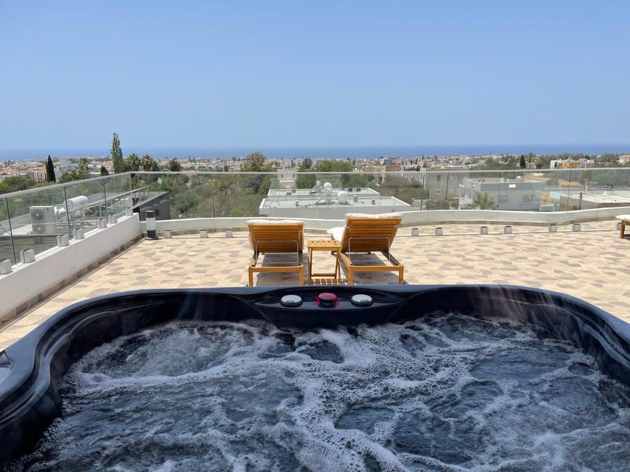 Arf Apartments - With Jacuzzi At The Complex Emba Buitenkant foto